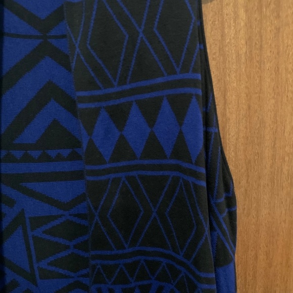 Boho Sweater Tank/Cardigan Blue Black Size Medium - Picture 4 of 5